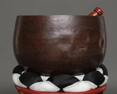 Rustklok  (dôbachi) - Hout, Lak, Leder, Legering, Zijde -, Antiek en Kunst, Antiek | Overige Antiek