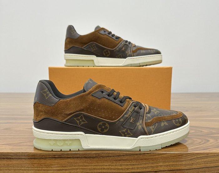 Louis Vuitton - Sneakers - Maat: EU 43, Kleding | Heren, Schoenen