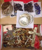 Collectie van 76 devotional items (76) - Verschiedene, Antiek en Kunst