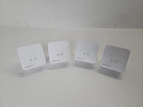 Veiling - 4x Devolo Magic 1 WIFI mini (WiFi Powerline verste, Computers en Software, WiFi-versterkers