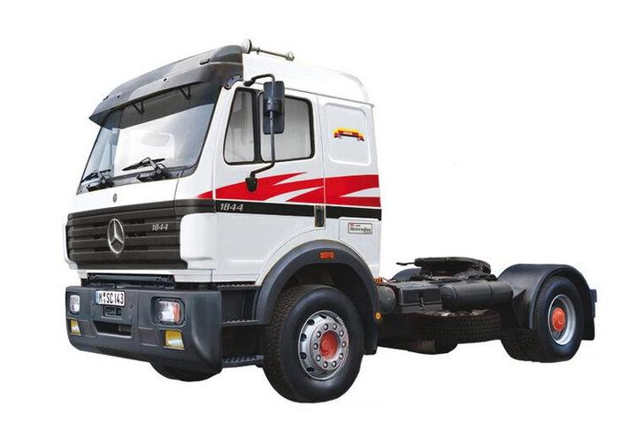 ITALERI 3956 MERCEDES-BENZ SK1844LS V8 1/24, Hobby en Vrije tijd, Modelbouw | Auto's en Voertuigen, Verzenden