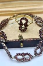 Handmade - 2-delige sieradenset - 8 karaat Geel goud,, Sieraden, Tassen en Uiterlijk, Antieke sieraden