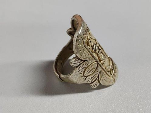 Qing-stijl ring - China - Eind 20e eeuw, Antiek en Kunst, Kunst | Niet-Westerse kunst