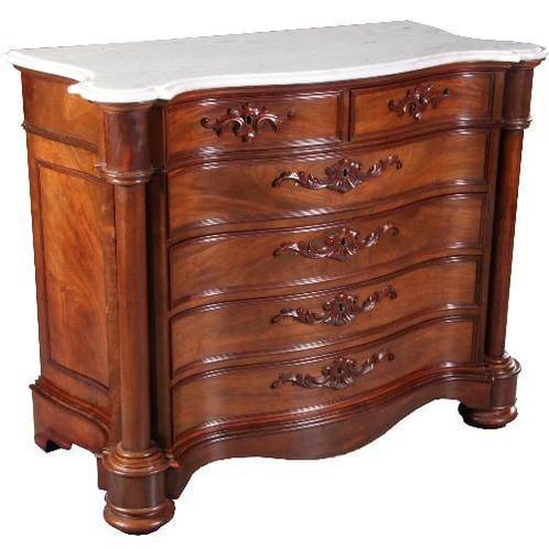 Orgelgebogen commode  mat wit marmer ca 1870 zeer rijk uitg, Antiek en Kunst, Antiek | Meubels | Kasten, Ophalen of Verzenden