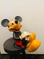 Walt Disney - Mickey Mouse zittend 40 cm - 1 Beeldje -, Verzamelen, Nieuw