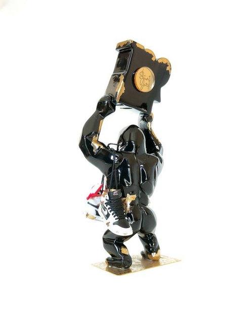 Lyssandre Saint York - Kong with Got Em Nike ( gold 14k ), Antiek en Kunst, Kunst | Schilderijen | Modern