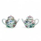 Figuur in landschap - Yongzheng periode - Theepot (2) -