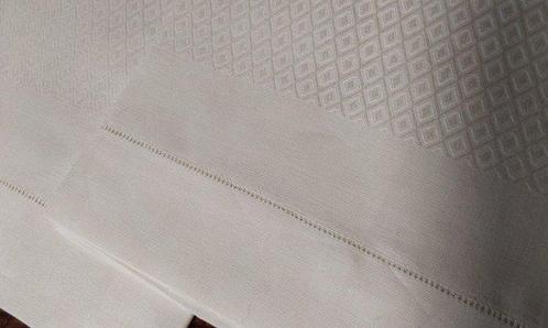Handdoek (4) - 102 cm - 61 cm - Zonder voorbehoud, Antiek en Kunst, Antiek | Kleden en Textiel