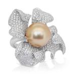 Ring - 18 karaat Witgoud - 19.83ct. tw. Parel - Diamant -, Nieuw