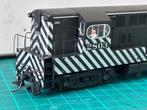 Atlas H0 - 9515 - Dieselelektrische locomotief (1) - FM, Hobby en Vrije tijd, Modeltreinen | H0, Nieuw