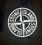 Stone Island - Lichtbak - Metaal, Plastic, Antiek en Kunst