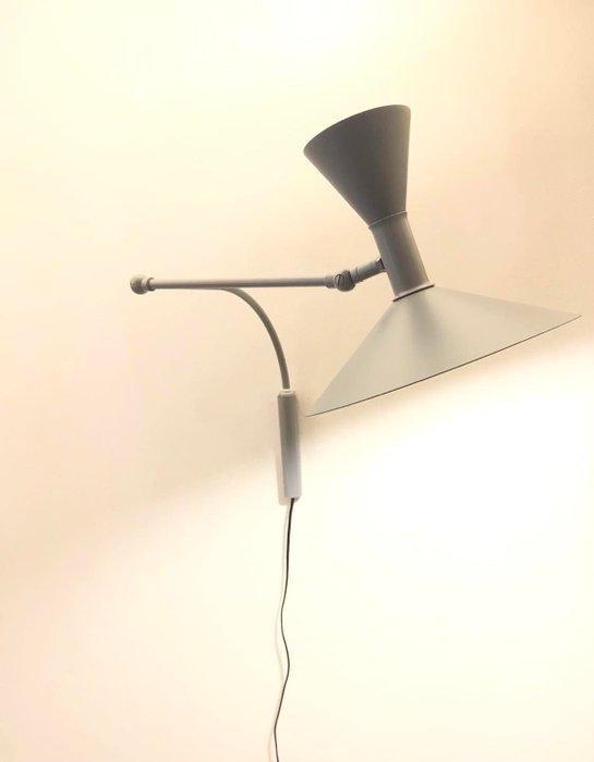 Le Corbusier - Lamp - Mini lamp uit Marseille - Metaal, Antiek en Kunst, Antiek | Lampen