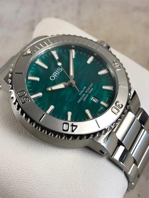 Oris - Aquis Date X Bracenet Automatic - 01 733 7730 4137-07, Sieraden, Tassen en Uiterlijk, Horloges | Heren