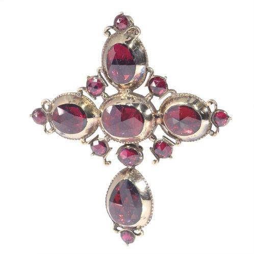 Hanger - 18 karaat Geel goud - Garnet Cross, Rijk 1810, Sieraden, Tassen en Uiterlijk, Antieke sieraden