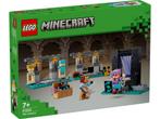 LEGO Minecraft 21252 De wapensmederij, Kinderen en Baby's, Speelgoed | Duplo en Lego, Verzenden, Nieuw