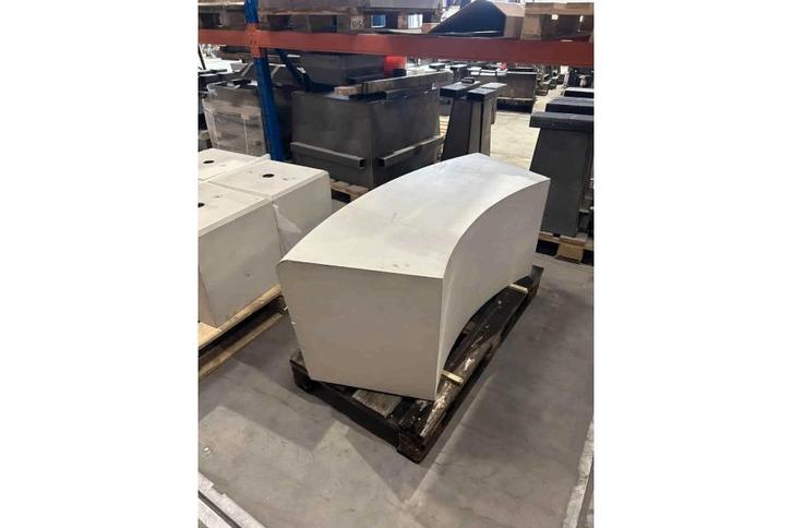 Rockwood® Betonnen bank buitenbocht 1.37m, Tuin en Terras, Tuinsets en Loungesets, Nieuw, Hout, Ophalen of Verzenden