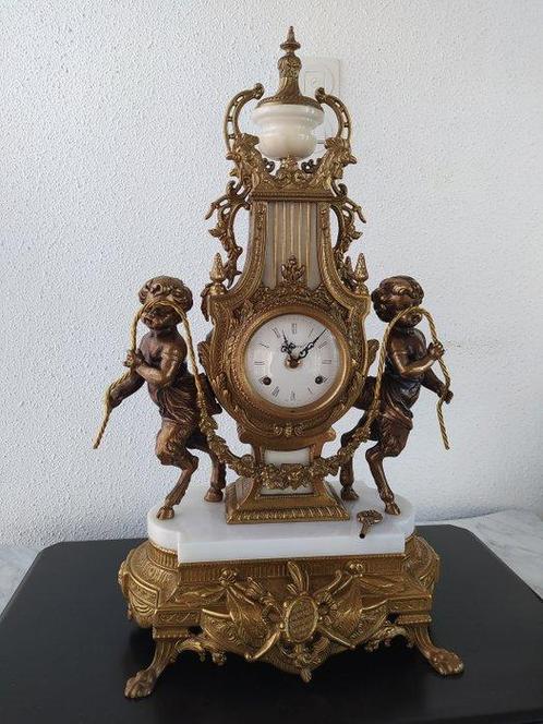 Pendule - - Verguld brons - 1970-1980, Antiek en Kunst, Antiek | Klokken