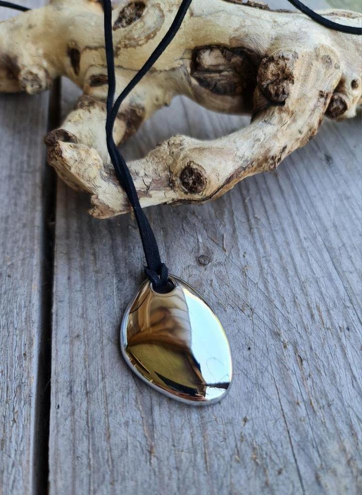 Chique Zilver ketting - zwarte koord - midden lengte -, Sieraden, Tassen en Uiterlijk, Armbanden