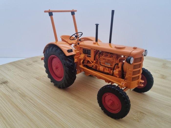 Minichamps 1:18 - Model landbouwmachine - Hanomag R28 1953 -, Hobby en Vrije tijd, Modelauto's | 1:5 tot 1:12