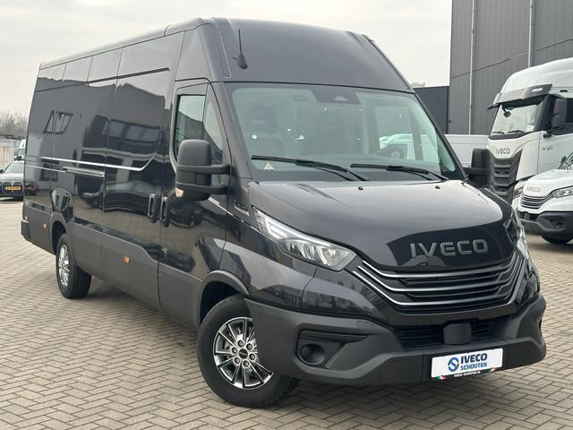 Iveco Daily 2.3D 2024 | Zwart | Diesel | Automaat | BPM vrij, Auto's, Bestelauto's, Origineel Nederlands, Te koop, Automaat, Diesel