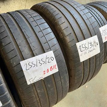 2 x Vredestein Ultrac Vorti 255-35-20 Zomerbanden 5,5mm beschikbaar voor biedingen