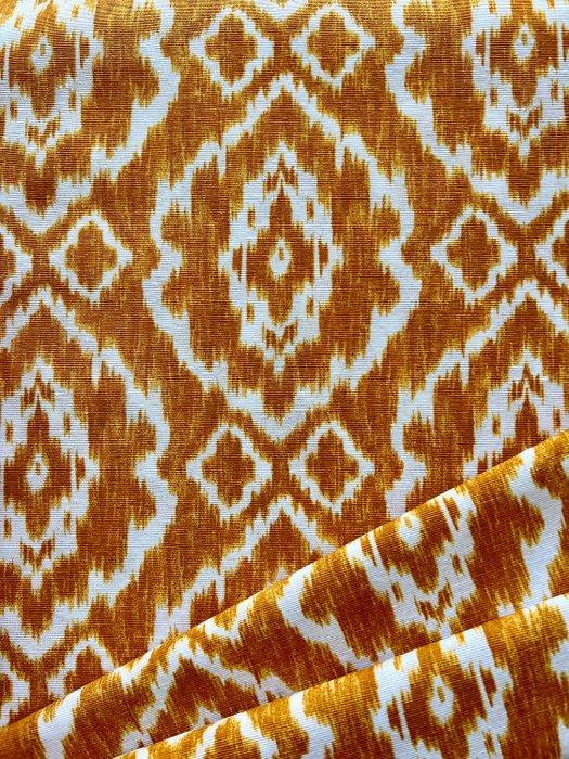 Drie meter exclusieve geweven ikat etnisch gestempeld stof, Antiek en Kunst, Antiek | Kleden en Textiel