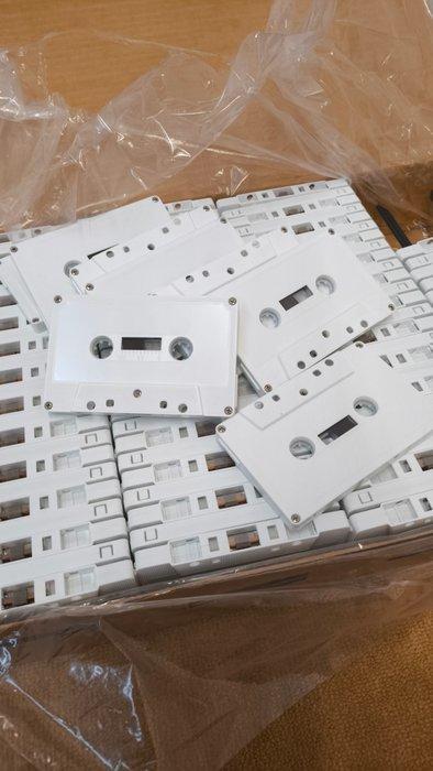 Custom brand - Nieuwe oude voorraad - 60 minuten Lege, Audio, Tv en Foto, Radio's