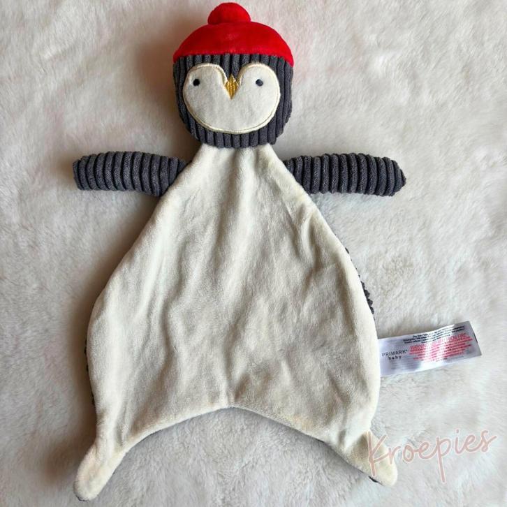 PRIMARK knuffeldoekje pinguïn | Rode muts, Kinderen en Baby's, Speelgoed | Knuffels en Pluche, Verzenden