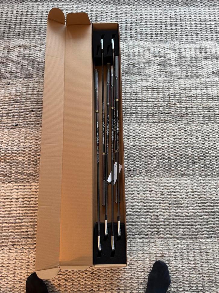 Mizuno JPX 923 set P-5 / Nieuw / R flex / Proefslaan ok!, Sport en Fitness, Golf, Nieuw, Mizuno, Set, Ophalen of Verzenden