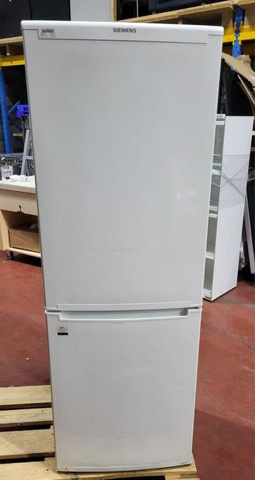 Siemens KG33VV koelkast, wit, B x D x H 60 x 58 x 170 cm beschikbaar voor biedingen