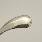 Antieke (1919) sauslepel met gebogen steel - Van Kempen -