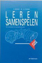 Leren samenspelen / Jeugdzaken 9789033490477 E. Bomhof, Verzenden, Zo goed als nieuw, E. Bomhof