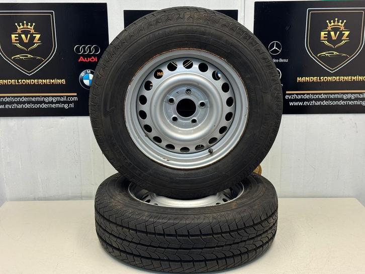 Caravan en aanhangers reservewiel band 2 stuks 195/70R15C, Auto-onderdelen, Banden en Velgen, 15 inch, 195 mm, Gebruikt, Banden en Velgen