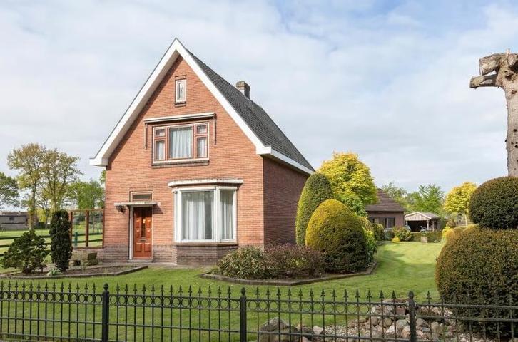 Vrijstaande woning te huur 8 kamers, Enschede, Huizen en Kamers, Huizen te huur, Direct bij eigenaar, Overijssel, Vrijstaande woning