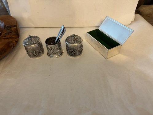 Douwe Egberts - Theeservies (4) - Vintage Verzilverde, Antiek en Kunst, Curiosa en Brocante
