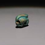 Oud-Egyptisch Faience Udjat Amulet. Late Periode, 664 - 332