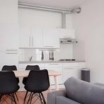 Studio te huur aan de Saftlevenstraat gevonden in Rotterdam, Huizen en Kamers, Kamers te huur, 20 tot 35 m², Rotterdam