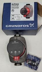 GRUNDFOS TAPWATERPOMP  RVS  ALPHA2 25-40N-180 NIEUW 99411365, Doe-het-zelf en Verbouw, Verwarming en Radiatoren, Ophalen of Verzenden