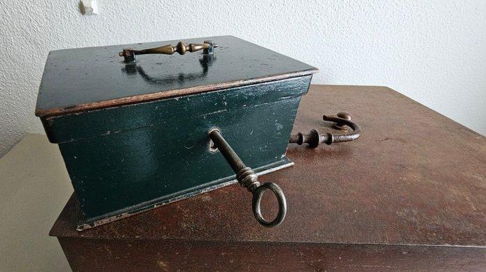 beaumont - Brandkast - Metaal - 2 brandkisten, Antiek en Kunst, Curiosa en Brocante