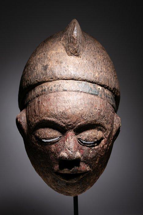 Masker - Yoruba - Nigeria (Zonder Minimumprijs), Antiek en Kunst, Kunst | Niet-Westerse kunst