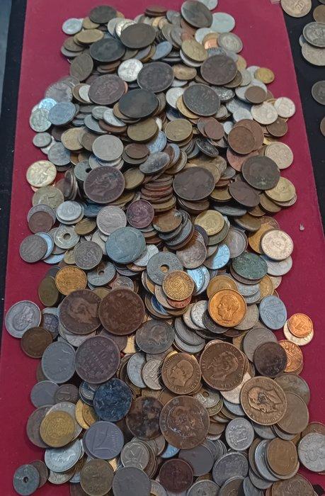 Wereld. Large lot of World Coins, (more 4 Kilos) 1800 to, Postzegels en Munten, Munten | Europa | Niet-Euromunten
