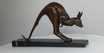 sculptuur, Brons kangoeroe in spinghouding. - 16 cm - brons, Antiek en Kunst