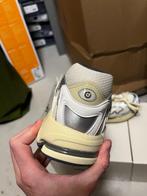 Adidas - Adidas X Bad Bunny Response CL “Core White” -, Nieuw