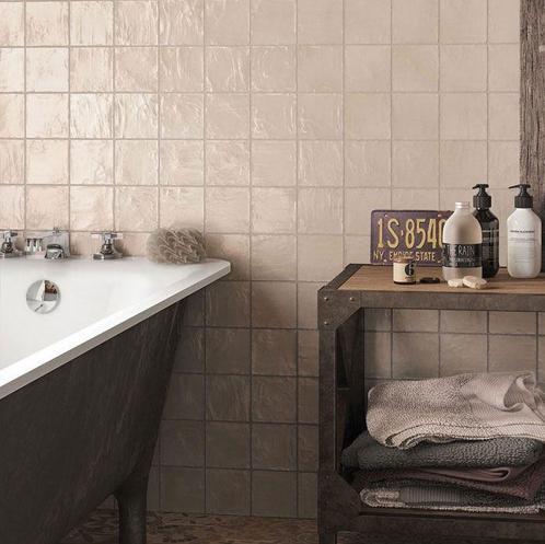 Wandtegel 10x10 beige handvormlook creme wandtegel, Doe-het-zelf en Verbouw, Tegels, Wandtegels, Nieuw, 10 m² of meer, Keramiek