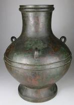 Belangrijke archaïsche Hu-vaas - Brons - China -
