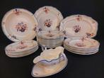 Keller & Guérin Luneville - Tafelservies voor 12 (28) -, Antiek en Kunst