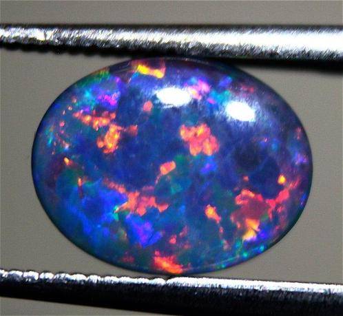 Cts. 1,30 Australian triplet opaal Cabochon - Hoogte: 9 mm -, Verzamelen, Mineralen en Fossielen
