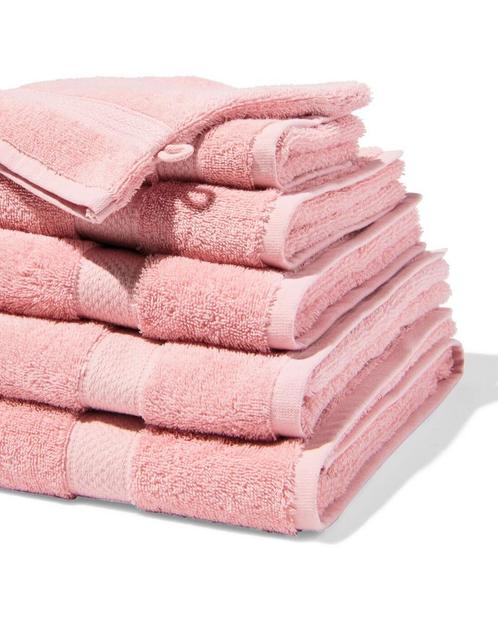 HEMA Handdoeken - zware kwaliteit lichtroze, Huis en Inrichting, Badkamer | Badtextiel en Accessoires, Nieuw, Verzenden