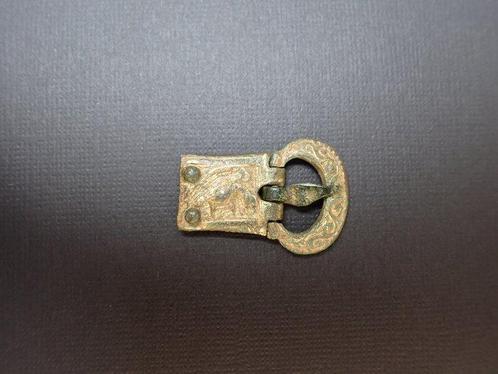 Middeleeuws Vergulde Griffon gesp en plaat – 12e tot 14e, Antiek en Kunst, Antiek | Overige Antiek