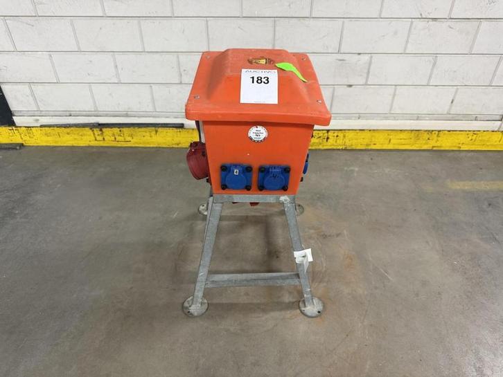 Online veiling: Jäger Direkt, Rondo 32A RA, Verdeelkast, Doe-het-zelf en Verbouw, Gereedschap | Overige machines, Gebruikt